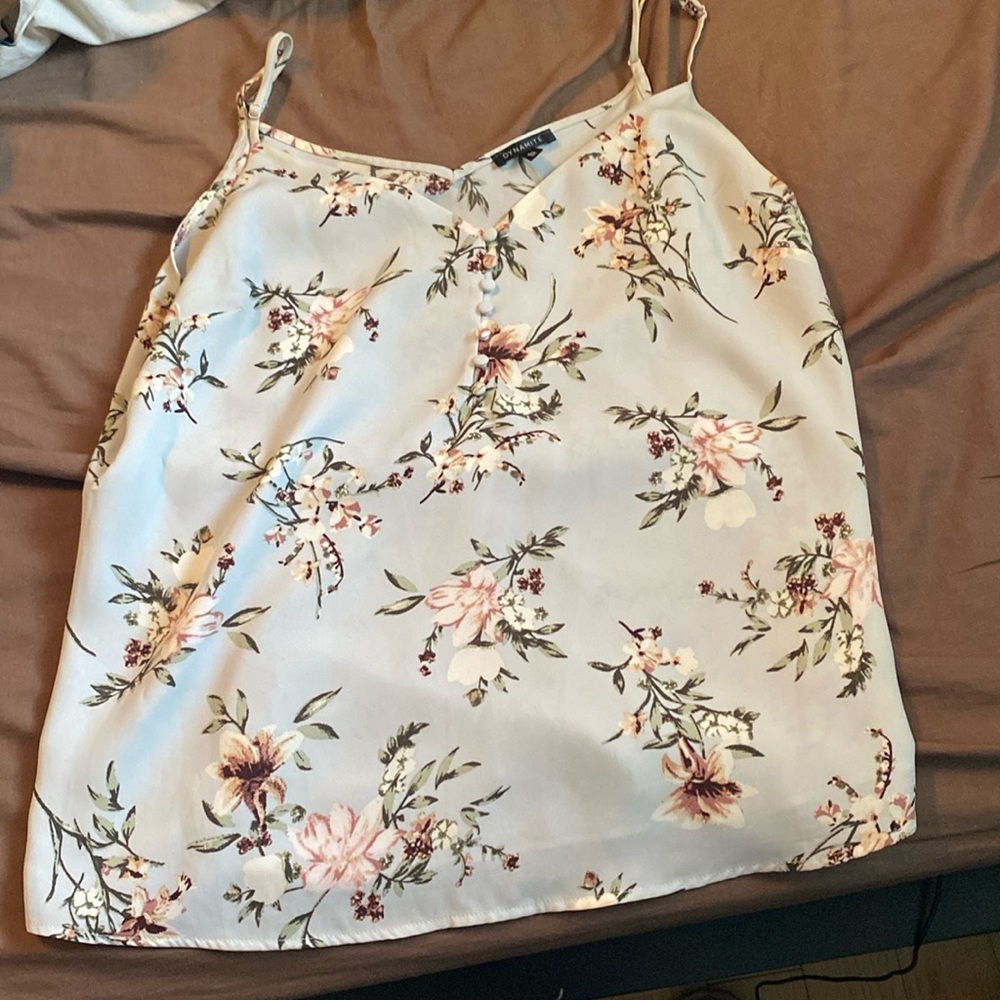 Dynamite flower tank